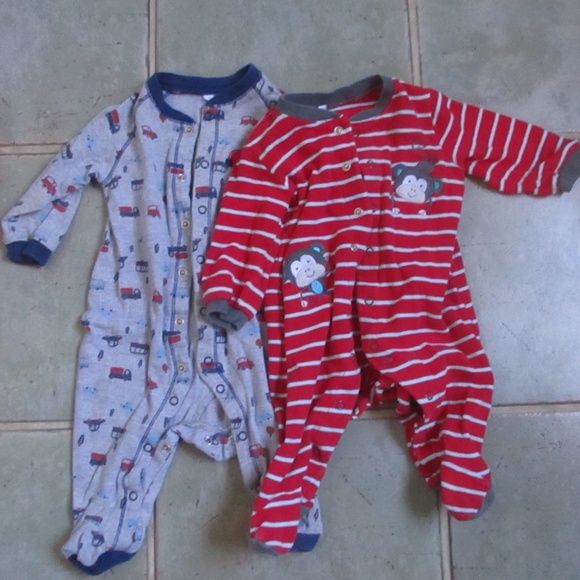 Bundle of 2 Pekkle One-Piece Sleepers Size 6 Months - Picture 1 of 6